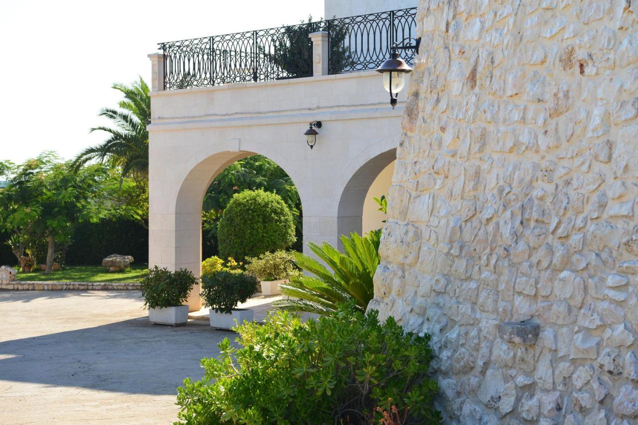 Masseria Peppeturro Cisternino Eksteriør billede