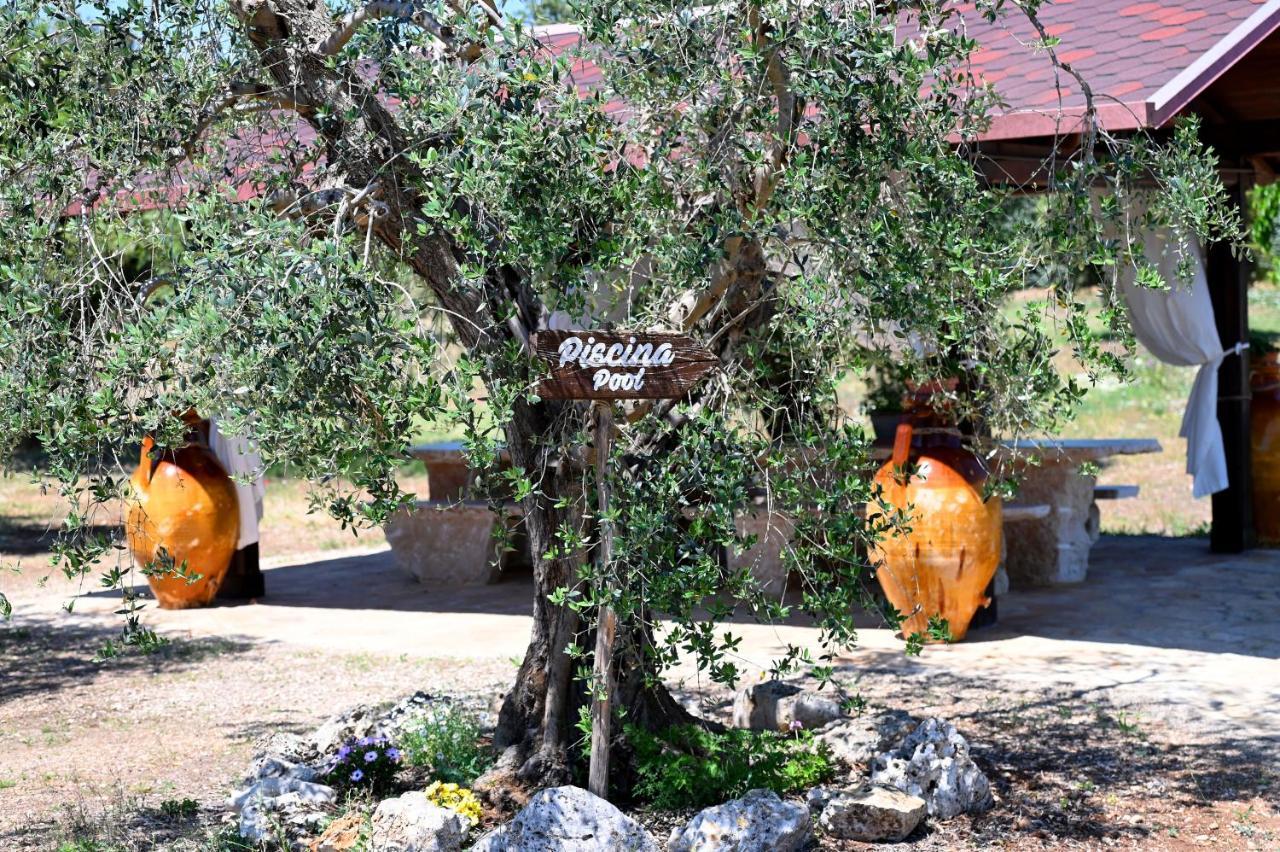 Masseria Peppeturro Cisternino Eksteriør billede